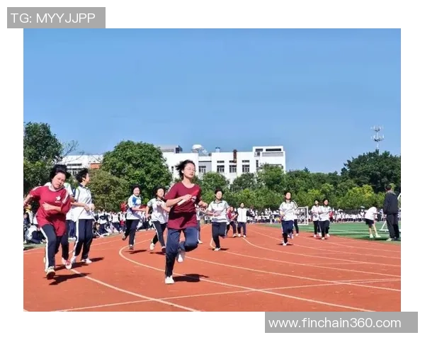 上海交通大学足球队奋勇拼搏展现青春风采助力校园文化建设与体育精神传承